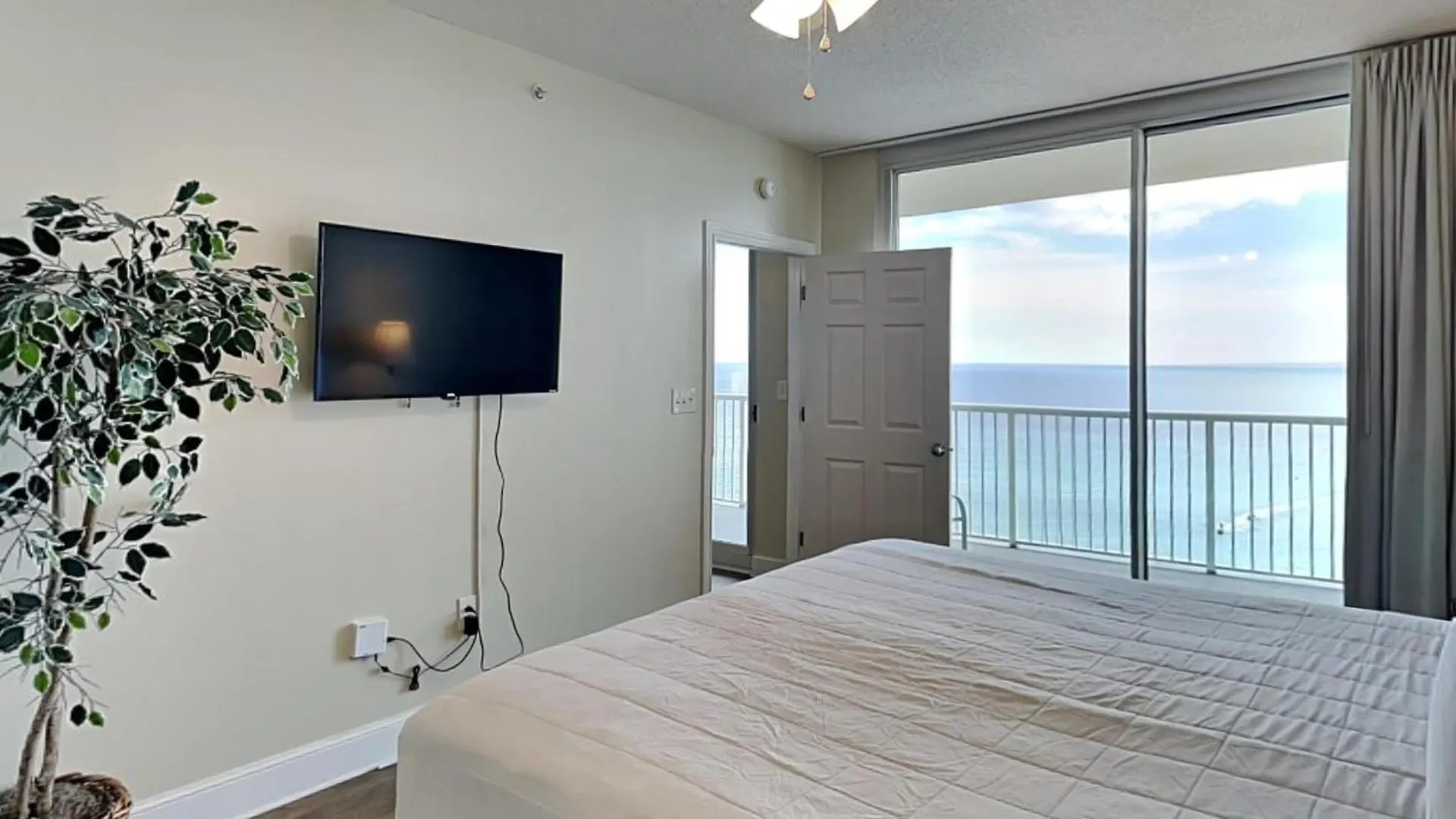 Majestic Beach Towers II 1204 Panama City Beach